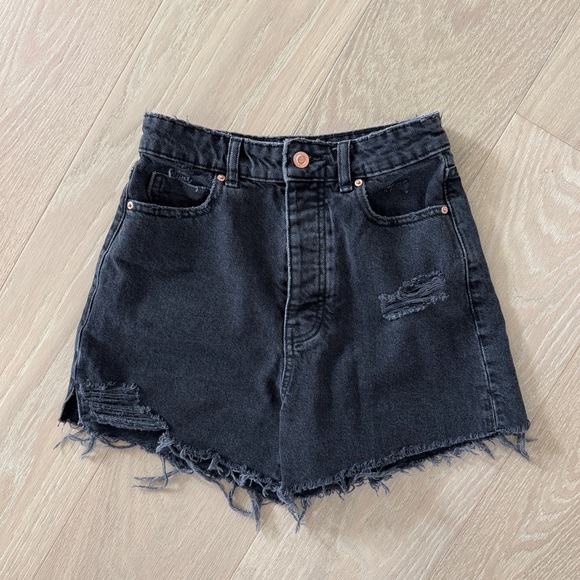 Zara Pants - Zara Distressed Denim Shorts